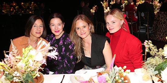 Johanna Wokalek, Hannah Herzsprung, Julia Jentsch und Maria Dragus beim "Clash de Cartier - The Opera" Event in den Eisbachstudios am 24.10.2019 (©Photo: Gisela Schober/Getty Images für Cartier/ Image.net)